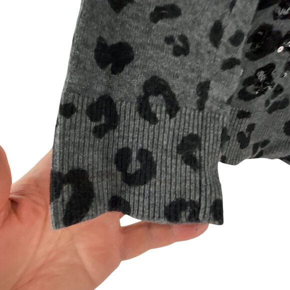 I.N.C International Concepts Sequin Leopard Print Sweater Grey Black L Artsy Dre - Picture 3 of 7